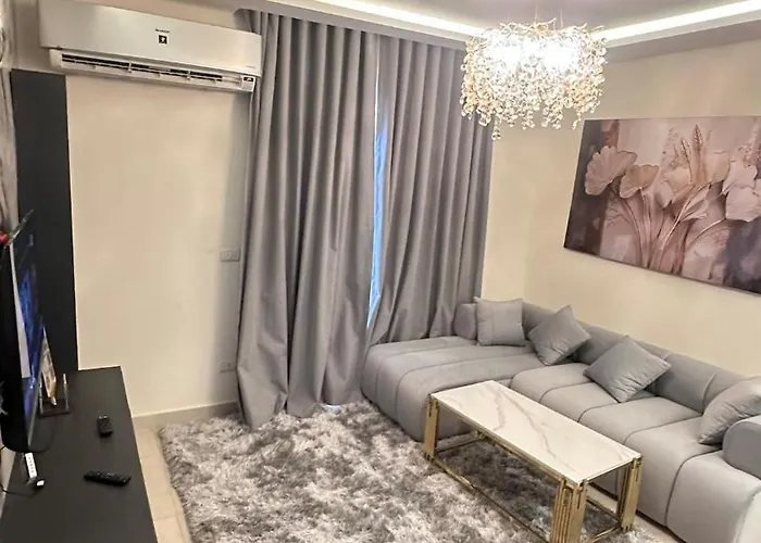 Apartment 1 Bedroom With Private Rooftop In Hills Aqua